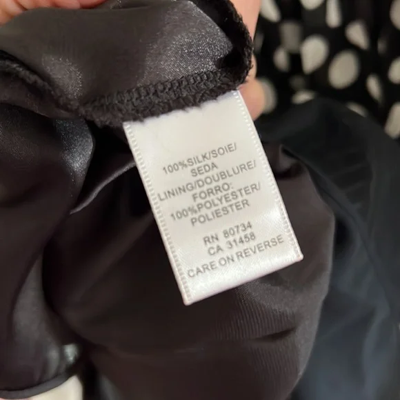 BCBG Max Azria Black & White Silk Halter Neck Party Dress - size 6 - Picture 4 of 5